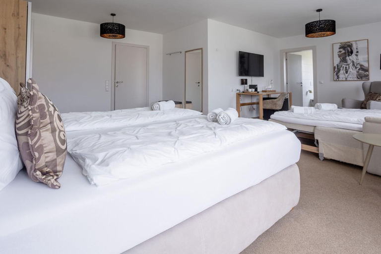 Bedroom 15