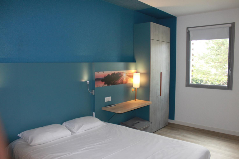 Bedroom 16