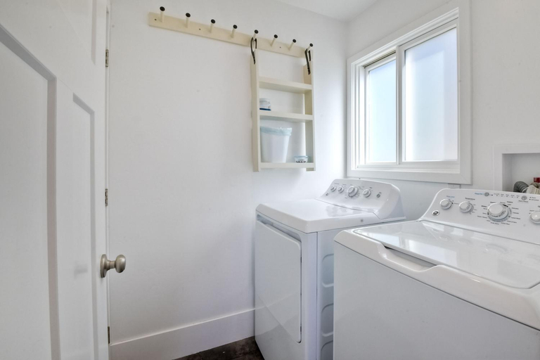 Others 5, Luxury Ocean Views & Steps To The Sand - Tower 36 Lower Condo Unit, San Diego