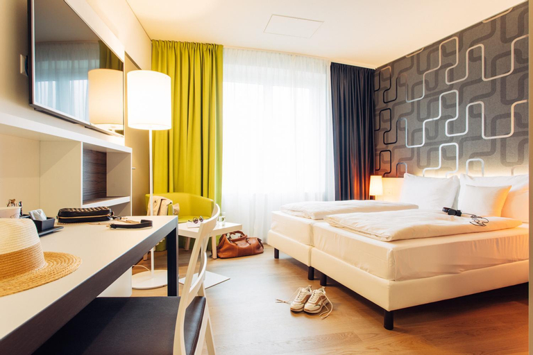Bedroom 14