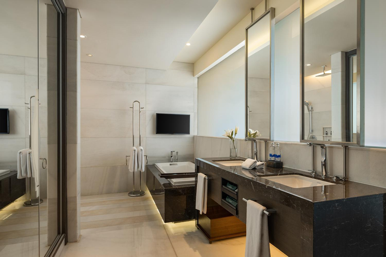 Bathroom 7