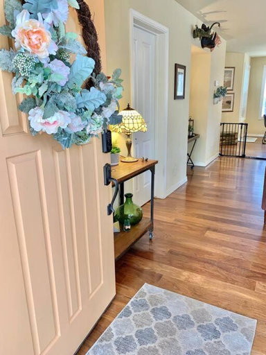 Others 5, The Comforts' Inn: Mountain Escape, Coconino