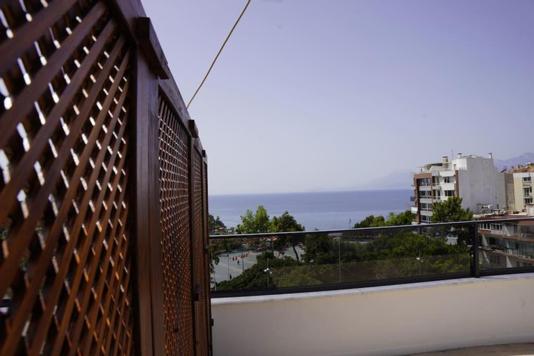 Others 2, Royal Homes 503, Antalya