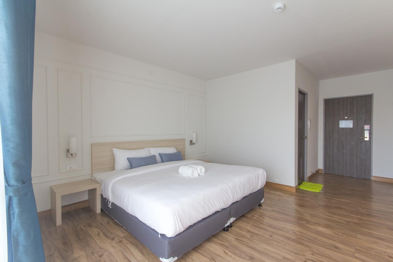 Bedroom 13