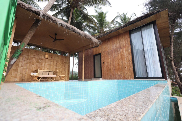Sport & Beauty 2, Kurma Private Beach, Uttara Kannada