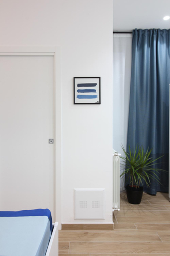 Others 4, Solli Rooms, Palermo