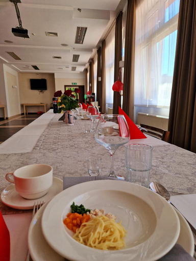 Food & Drinks 5, Hotel Alpex View, Zabrze