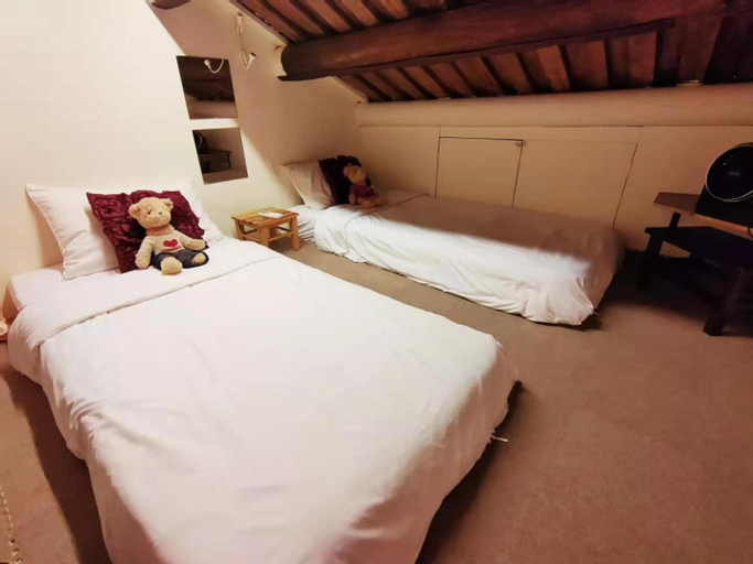 Bedroom 8
