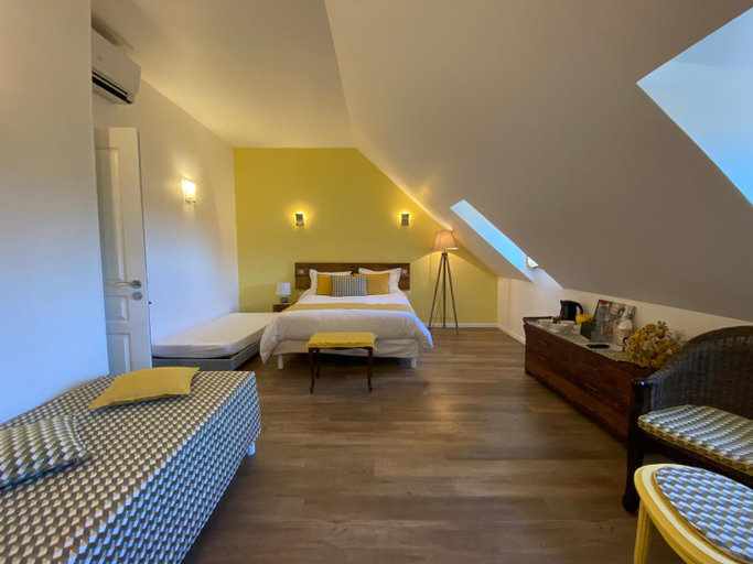Bedroom 14