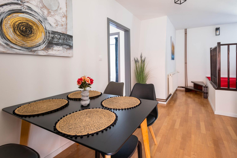 Dining Room 10