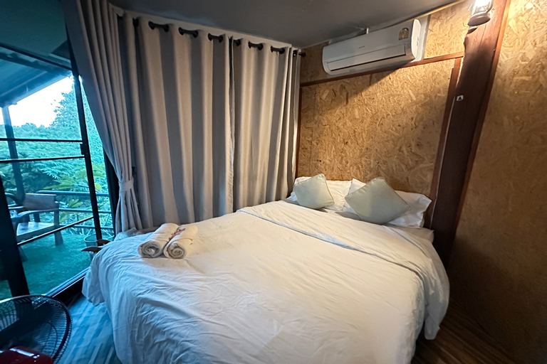 Bedroom 19