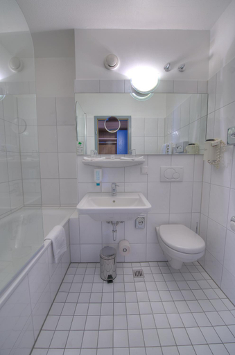 Bathroom 3, TOP Duerer Hotel, Nürnberg