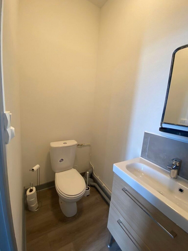 Bathroom 5, Les Sources Vichy, Allier