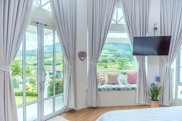 Bedroom 9