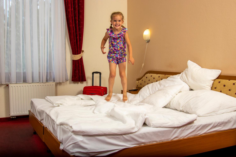 Bedroom 3, Hotel Imperial Gyogyszallo es Gyogyfurdo, Kiskőrös