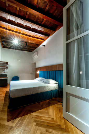 Bedroom 5, AGH - Capranica, Rome