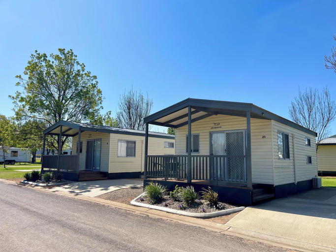 Exterior & Views 2, BIG4 Red Cliffs Holiday Park, Mildura - Pt A