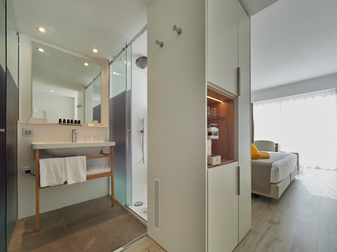 Bathroom 5, BQ Aguamarina Boutique Hotel, Baleares