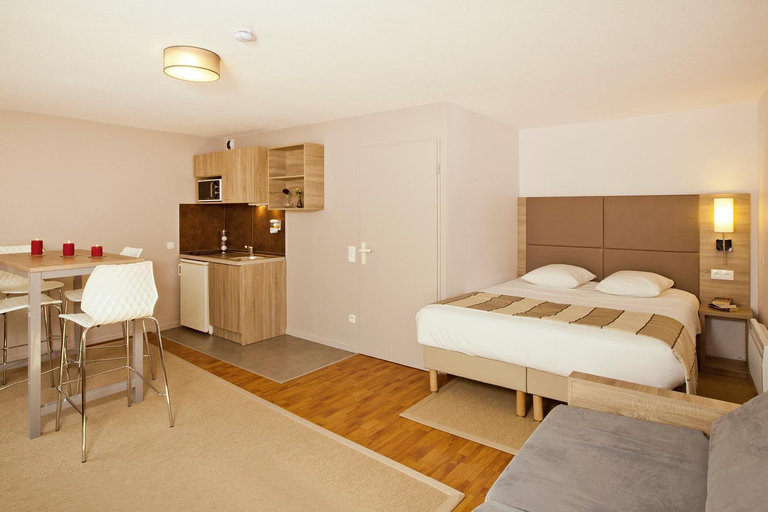 Bedroom 3, Sejours and Affaires Strasbourg Kleber, Bas-Rhin
