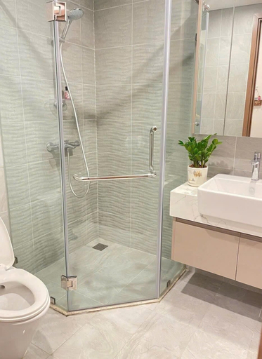 Bathroom 3, Soho Residence Apartment Quan 1, Ho Chi Minh City