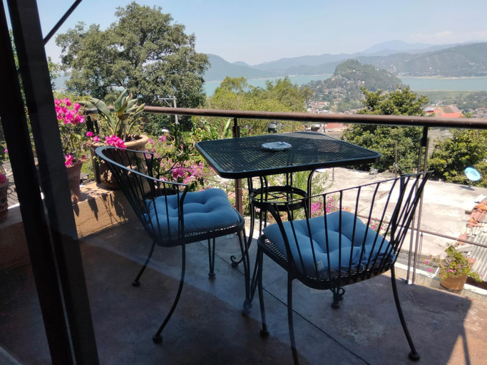 Others 2, Habitacion con vista al lago, Valle de Bravo