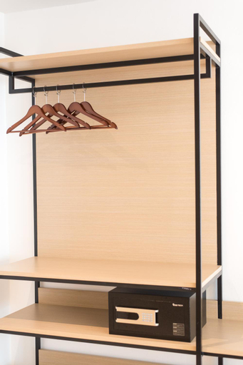 Bedroom 16