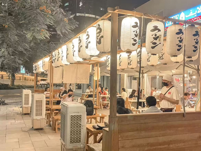 Food & Drinks 3, GCV2, Dubai