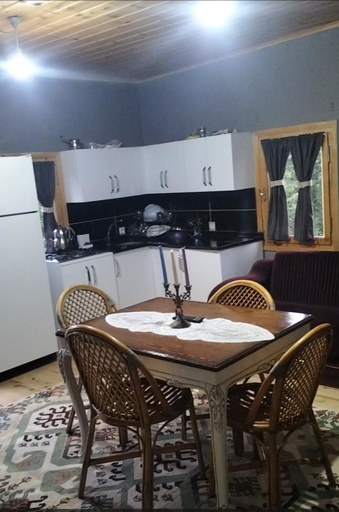 Others 5, DIAMOND TREE HOUSE, Merkez