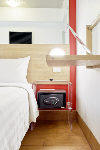 Bedroom 13