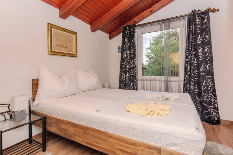 Bedroom 2, Holiday home Lucic, Nin