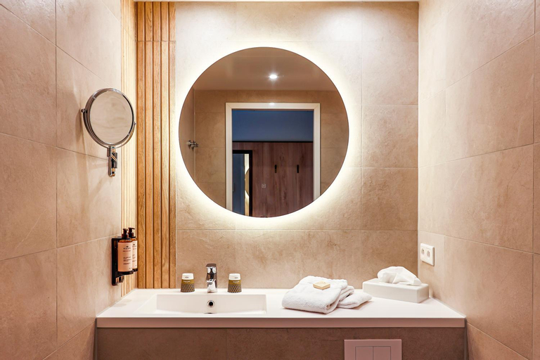 Bathroom 8