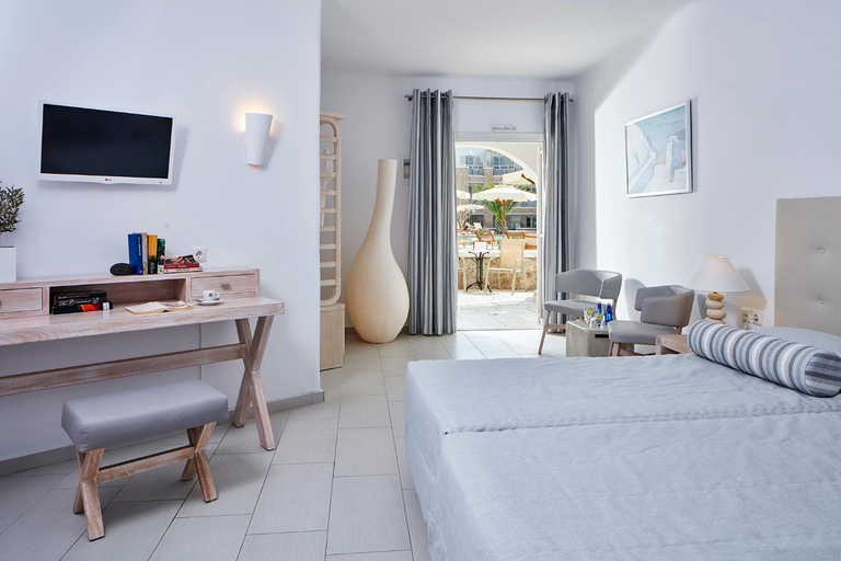 Bedroom 3, Aegean Plaza Hotel, South Aegean