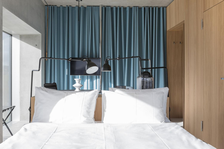 Bedroom 12