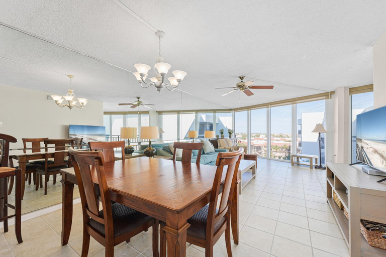 Food & Drinks, Anastasia 613 by Distinctive Beach Rentals, Saint Johns