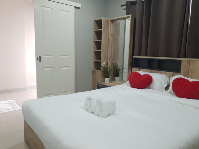 Bedroom 6
