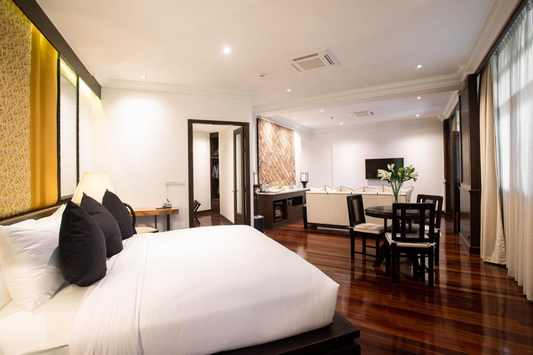 Bedroom 12