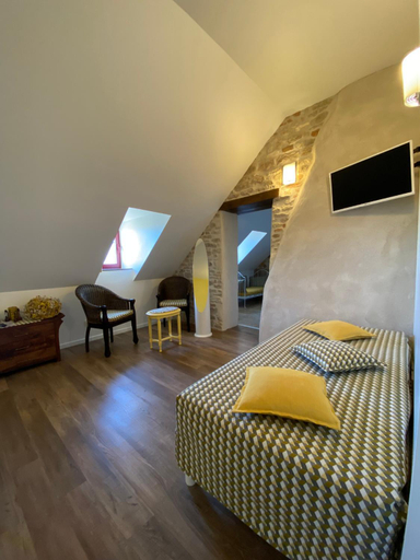 Bedroom 13