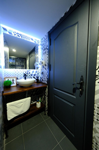 Bathroom 4, Karakoy in Karakoy Hotel, Beyoğlu