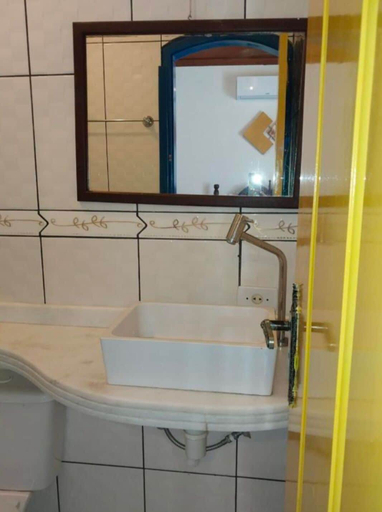 Bathroom 3, Recanto da Cleide, Parati