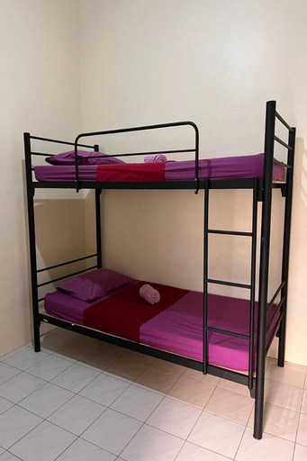 Bedroom 14