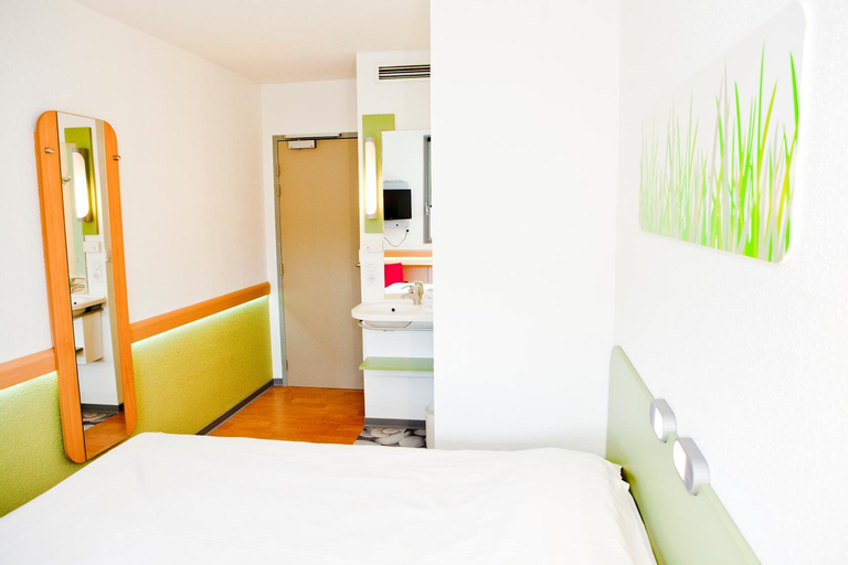 Bedroom 9