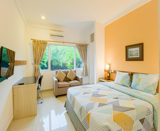 Bedroom 13