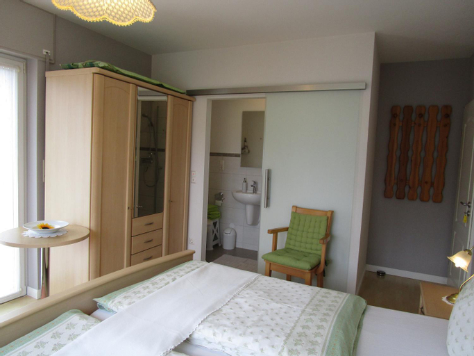 Bedroom 15