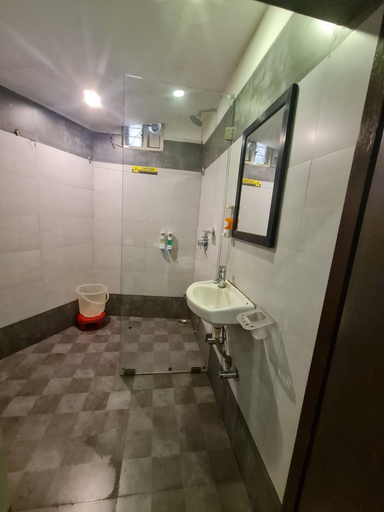 Bathroom 3, Krishna Niwas The Heritage House, Sirohi