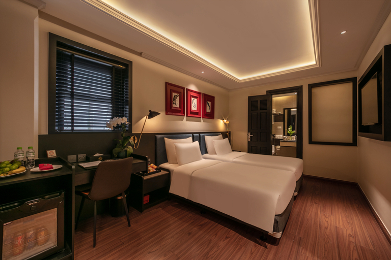 Bedroom 13
