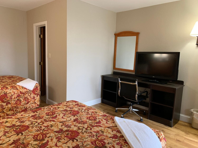 Bedroom 4, Rodeway Inn, Bristol