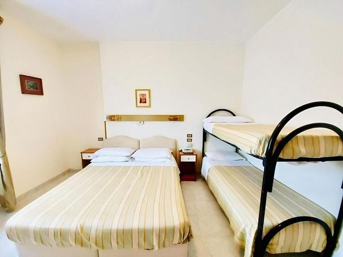 Bedroom 2, Albergo delle Rose, Reggio Di Calabria