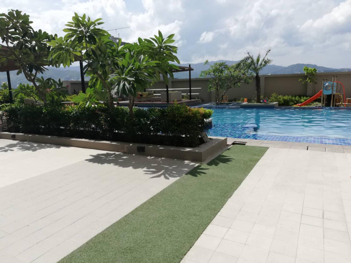 Swimming Pool 4