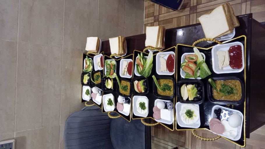 Food & Drinks 5, Vasa Plus Hotel, Jeddah