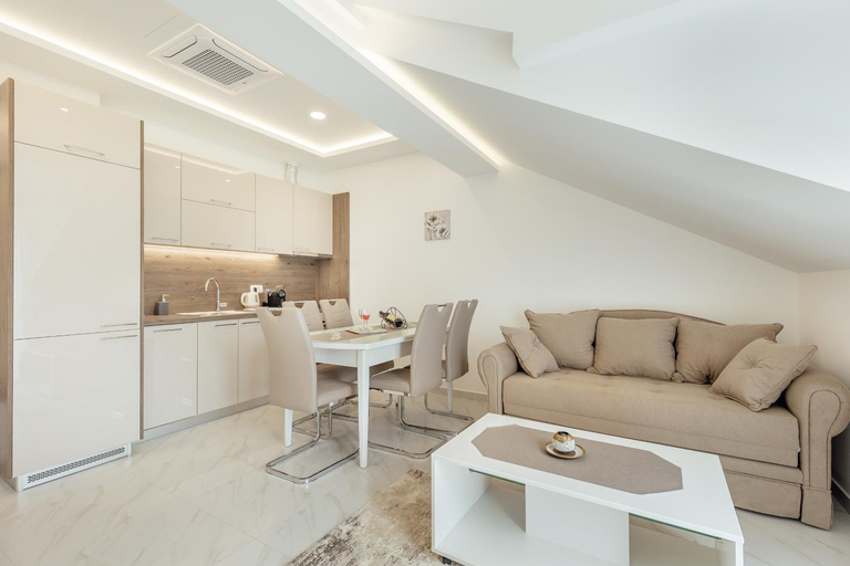 Others 5, Apartmani Vasiljevic